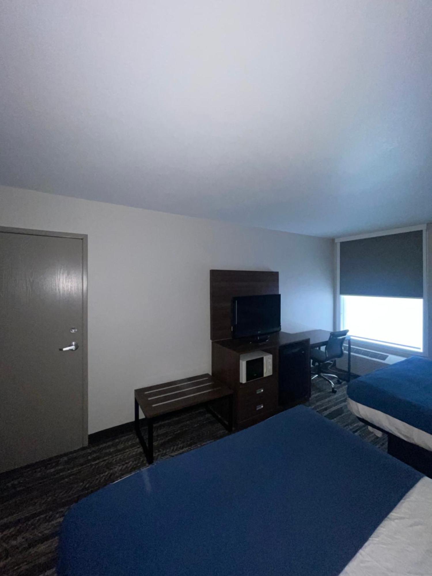 Clarion Pointe-Dillard Near Blue Ridge Mountains Hotel Bagian luar foto