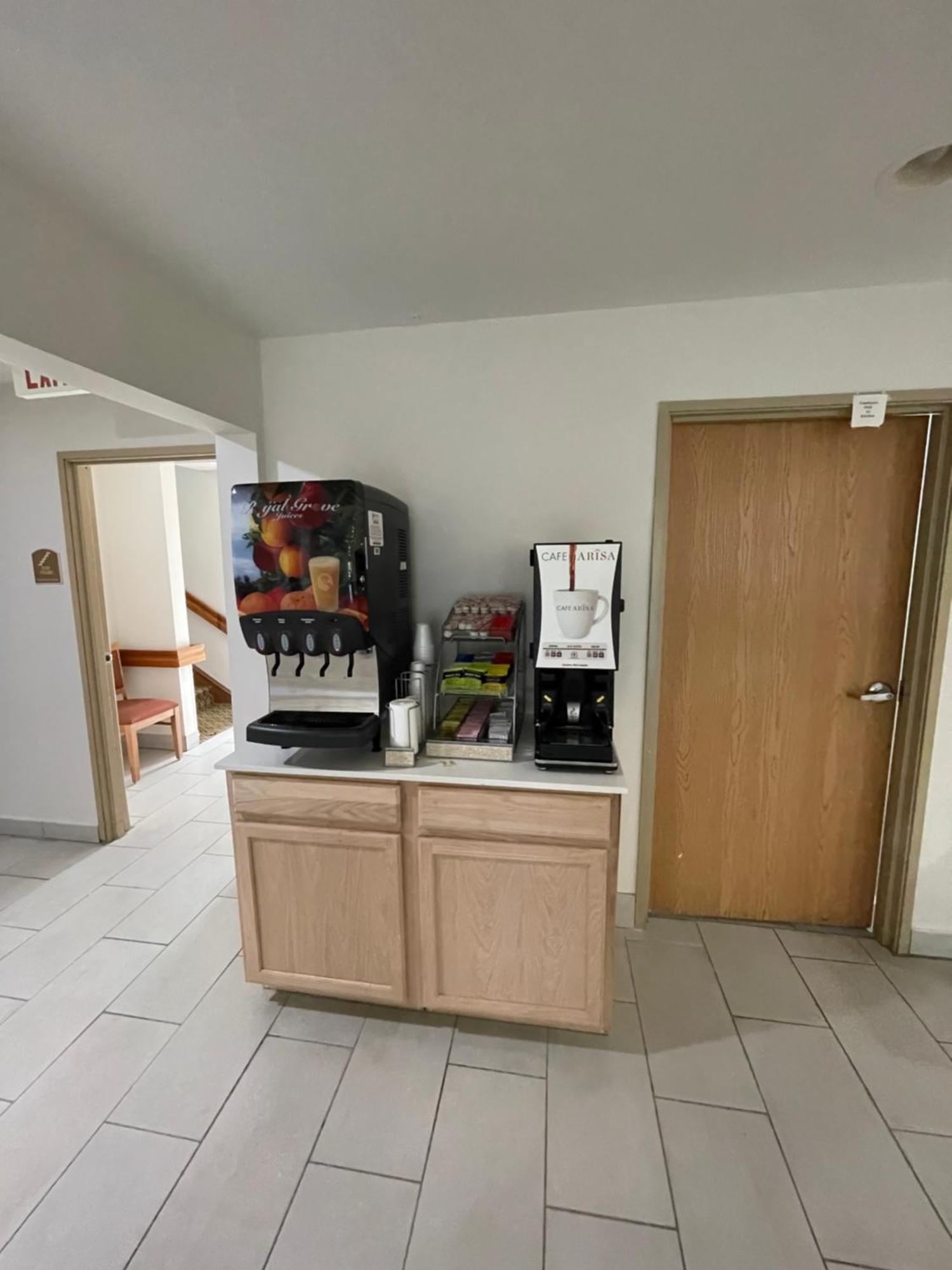 Clarion Pointe-Dillard Near Blue Ridge Mountains Hotel Bagian luar foto