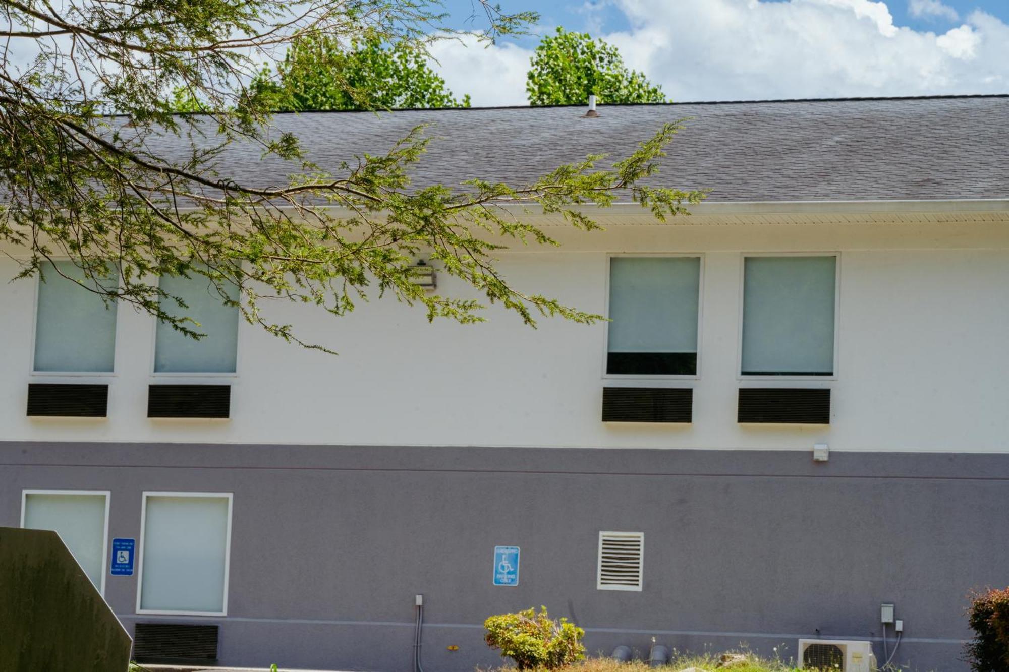 Clarion Pointe-Dillard Near Blue Ridge Mountains Hotel Bagian luar foto