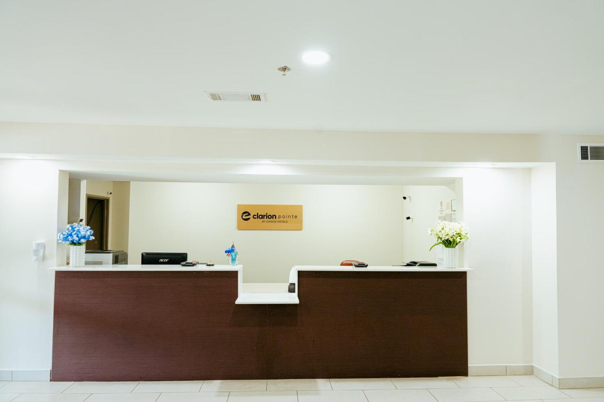 Clarion Pointe-Dillard Near Blue Ridge Mountains Hotel Bagian luar foto